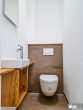 Erstbezug nach Modernisierung: freistehendes Einfamilienhaus mit Einliegerwohnung - Gäste WC
