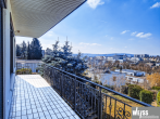 Erstbezug nach Modernisierung: freistehendes Einfamilienhaus mit Einliegerwohnung - Ausblick Balkon